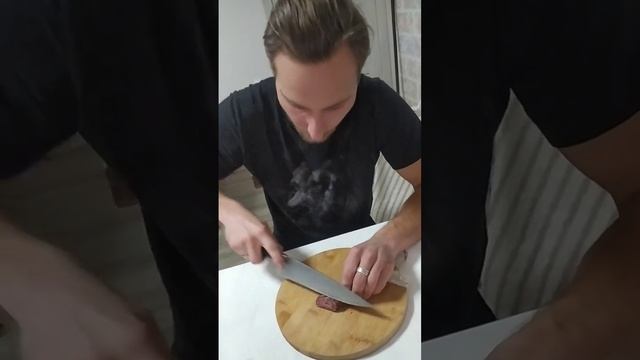 Домашняя сыровяленная колбаса своими руками! ☺ Подпишись пожалуйста! Поддержи за старания😉 смотреть онлайн