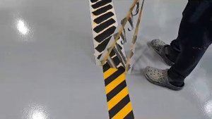 Нанесение разметки на полимерный пол