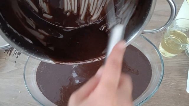 Islak Kek Tarifi | Bol Soslu Kek Nasıl Yapılır #kek #sos #ıslakkek #nefis #tarif #yemek #tatlı #che