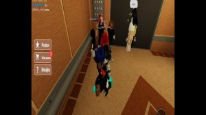 Я играю в Roblox веселья ﹥лифт веселья