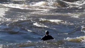 На бурной воде