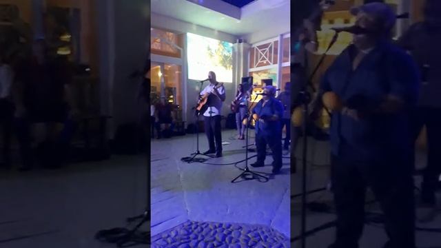 CUBA, MELIA PENINSULA VARADERO, MOMENTO MUSICAL , EN SALIDA GRUPAL ACOMPAÑADA RUMORES DE PALMERAS смотреть онлайн