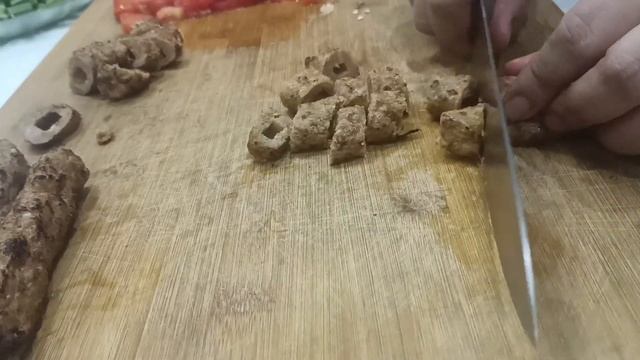 bhindi with seekh kebab . |بھنڈی سیخ کباب کے ساتھ смотреть онлайн