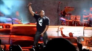 eminem still dre live at comerica park 02/09/2010