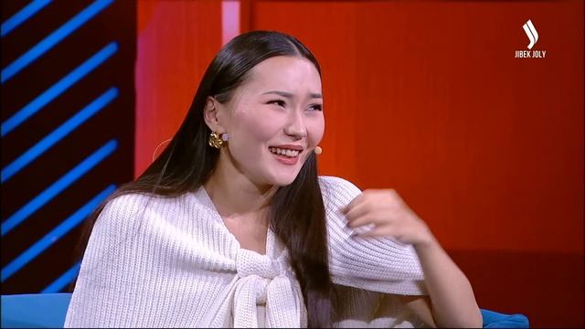 Знают ли звёзды всё о своих половинках? | Айсауле Бакытбек & Таня Турлай | Жұлдызбысың смотреть онлайн