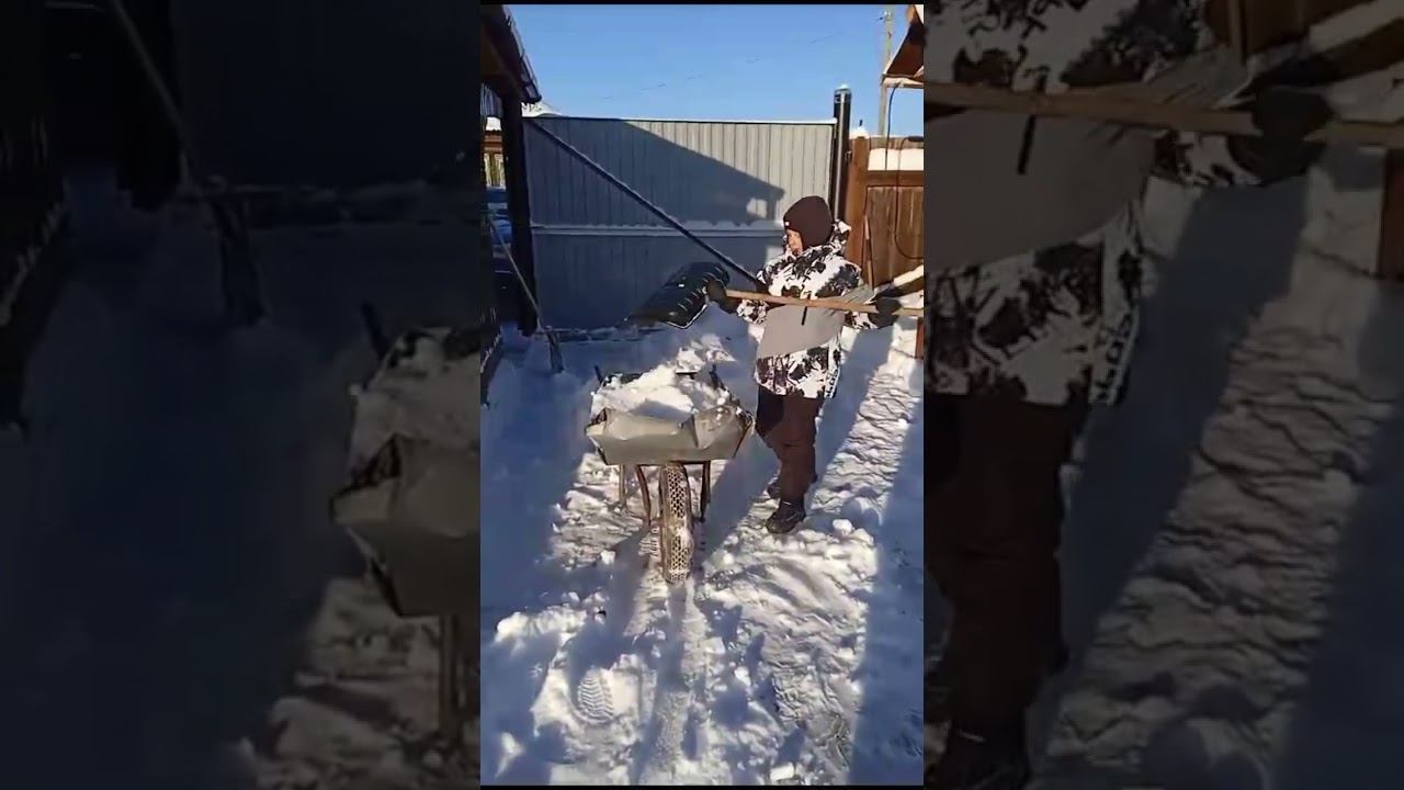 Помогаю прабабуле ❄❄❄ смотреть онлайн