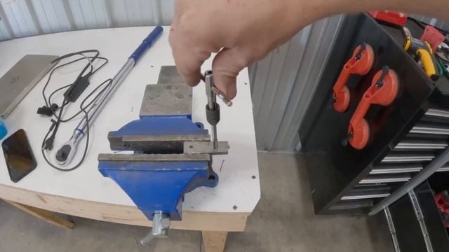 Building an AWD Civic Type R | Ep. 52 (The most bizarre problem...fixed) смотреть онлайн