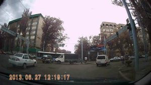 У бензовоза отказали тормоза в Алматы