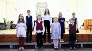 3. «Семь моих цветных карандашей» Исполняет хор 1 классов