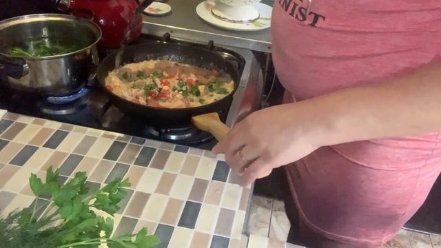 Фарфалле с форелью