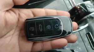 How we change Chery Tiggo 8Pro Remote smart key Battery🔋. Chery Tiggo 8Pro solve Remote issue.