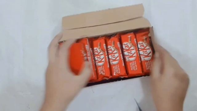 kit kat chocolate unboxing video #chocolate #kitkat #darazunboxingchocolates