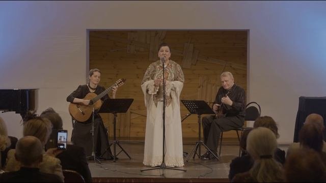певица Лариса Голикова