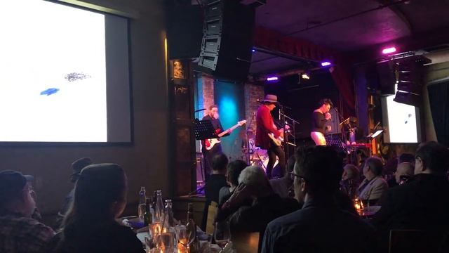 Tropical Hot Dog Night 1/22/18 смотреть онлайн