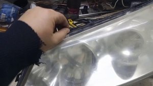 установка линз на штатную рамку. Geele Emgrand EC7, размер штатной линзы 2.5, поставили 3-ку