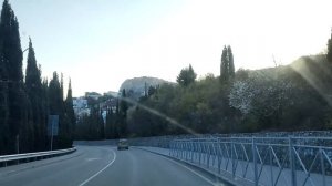 В Крым на Ниве со спальником.