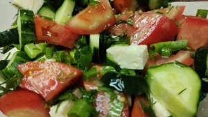 Как быстро и вкусно приготовить легкий салат