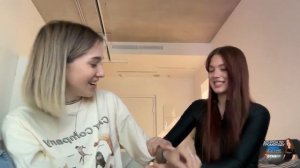 ИГРЫ АКУЛИЧ И ГЕНСУХИ НА СТРИМЕ)))))