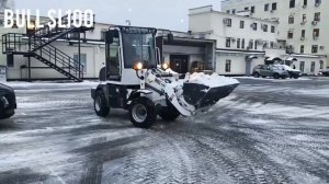 ❄️❄️ Погрузчик фронтальный #BULLSL100 — ваш надёжный помощник в зимний сезон! 🚜