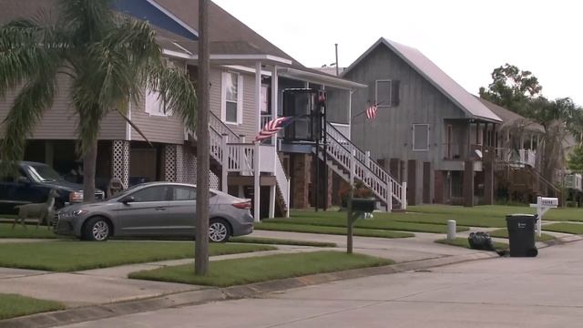 NASA: Moon wobble to cause coastal flooding surge by 2030s смотреть онлайн