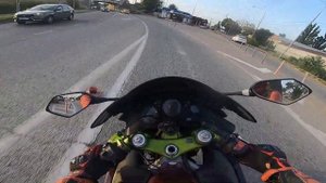 Пою на мотоцикле/Блудни лиса на мотоцикле