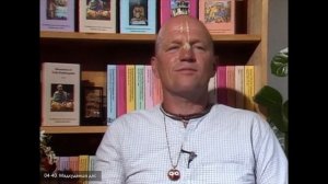 Шрила Прабхупада и леди в старинных башмаках