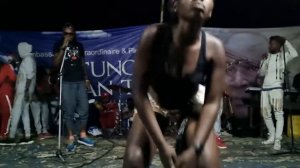 Somo Trop,Danseuse ya Collège des Star alongoli bilamba na podium.Suivons