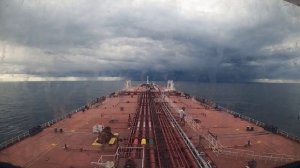 Помой стекла, говорили они)