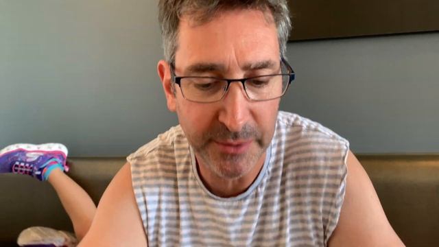 INDONESIAN FOOD in Los Angeles California смотреть онлайн