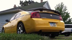 Stock exhaust, 2006 Dodge Charger Daytona 5.7 Hemi