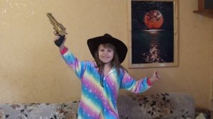 Вика маленький ковбой