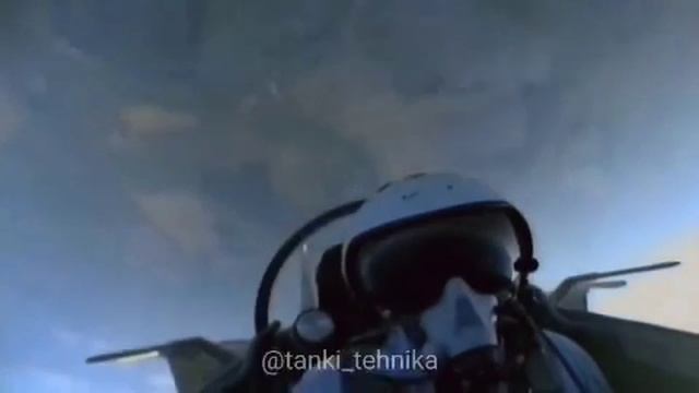 Экспериментальный российский истребитель Су-37