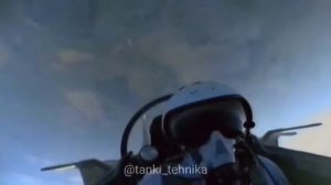 Экспериментальный российский истребитель Су-37