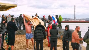 МАРИУПОЛЬ КУПАНИЯ НА КРЕЩЕНИЕ 2025 Где были ВСЕ люди🏊🐳Жизнь города Сегодня