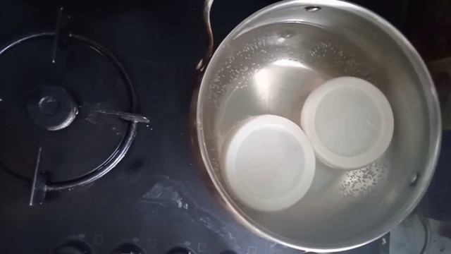 Огурцы соленые, как бочковые. Проверенный временем рецепт ♡ смотреть онлайн