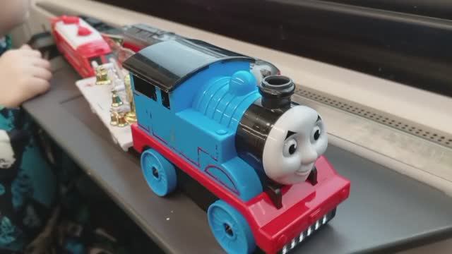 Поездка по Московскому Центральному Диаметру Иволга две ласточки в сцепке поезда для детей смотреть онлайн