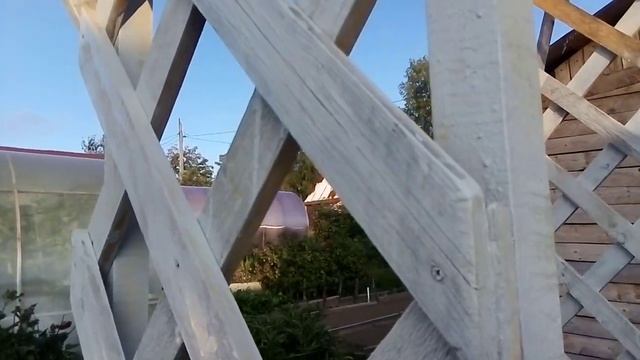 Пергола - декоративная арка, подарок на День рождения смотреть онлайн