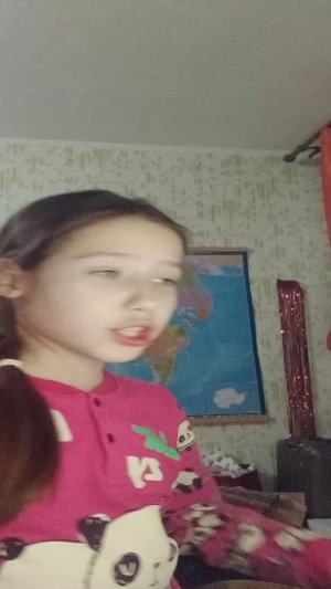 делаю себе макияж