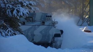 Кадры ходовых испытаний арктической модификации гусеничного бронетранспортёра БТ-3Ф