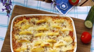 Запеканка из  капусты и фарша, с картофелем