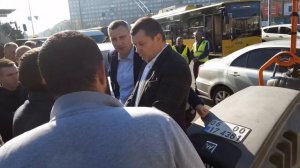 Виталий Кличко говорит правильно, вас обманули.