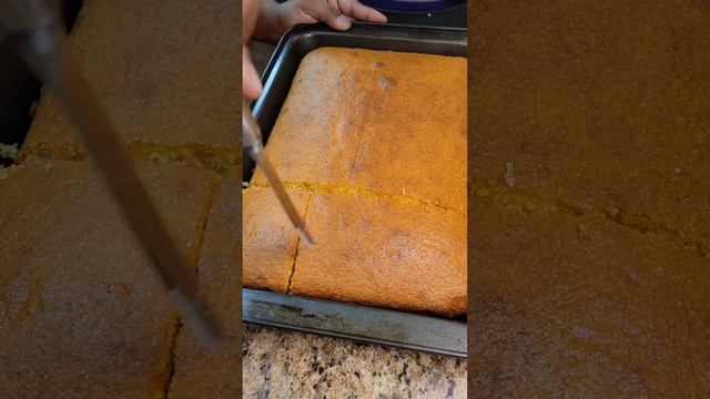 Fresh homemade cornbread from the oven #food #youtubeshorts #foryou #youtubevideo