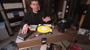 Ruark Radiogram R810: аудиофильский поющий стол с винилом, стримингом блэкджеком и HDMI