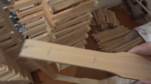 скобы в плечиках рамок