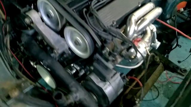 Lancia thema 2.0 16V turbo 428HP stock engine смотреть онлайн