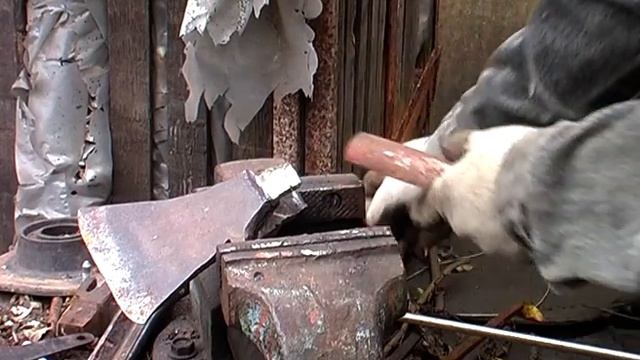 Топор Универсальный инструмент для земляных и бетонных работ. Не кинетический смотреть онлайн