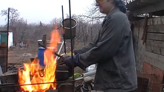 Переработка алюминия дома, выгодно ли. Плавка алюминия на дровах. смотреть онлайн