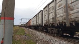 "зелёный" Вл80с 1095/1897 с грузовым составом