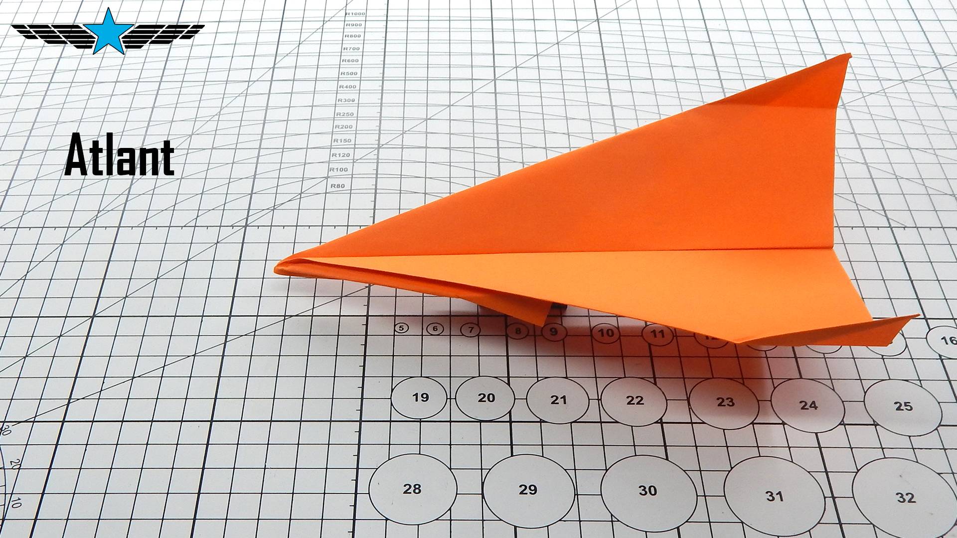 Как сделать бумажный самолетик, который действительно хорошо летает смотреть онлайн