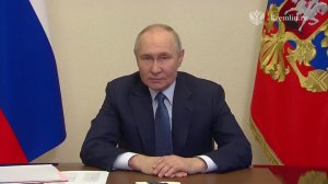 Путин: Россия поздравляет Трампа со вступлением в должность президента США